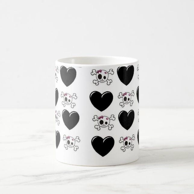 skull mug (Center)