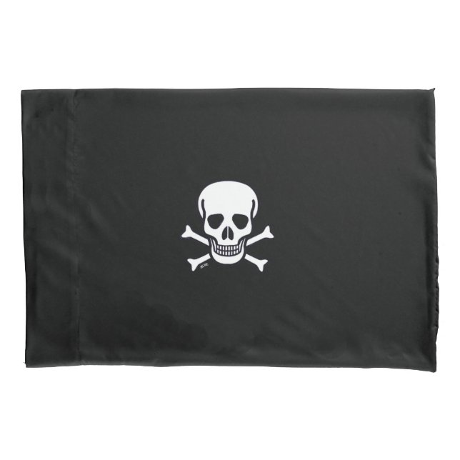 Skull n Bones Black pillowcase (Front)
