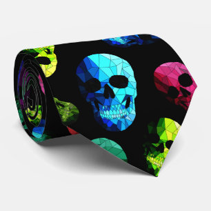 Skull patterned tie