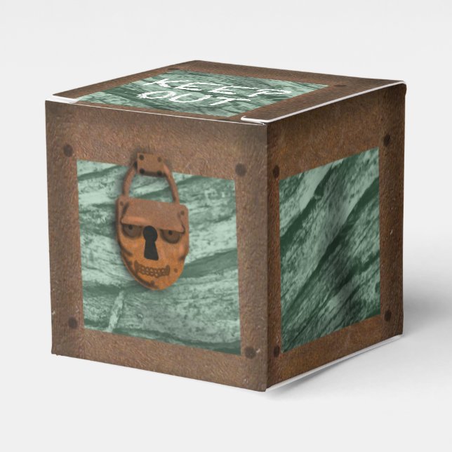 SKULL PIRATE TREASURE CHEST by Slipperywindow Favor Box (Front Side)