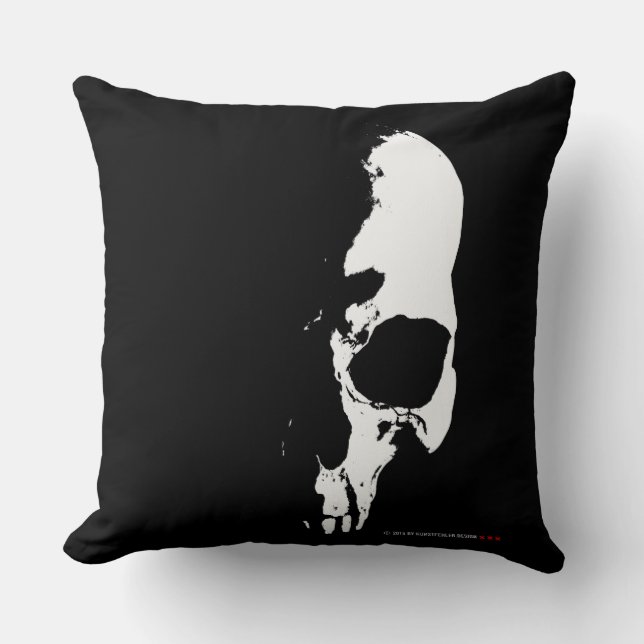 skull throw pillow (Front)