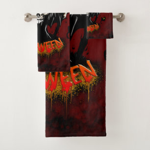 Skull with sharp, menacing teeth bath towel set