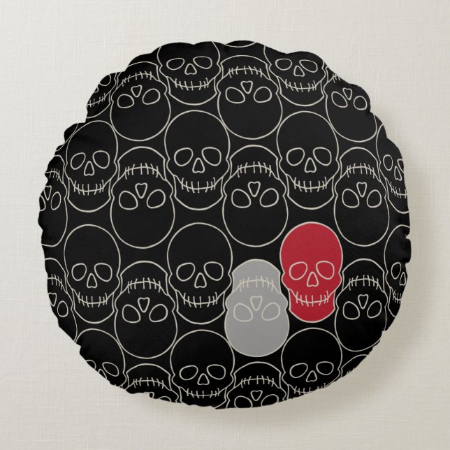 Skulls - Bat Black and Bone White Round Pillow (Front)