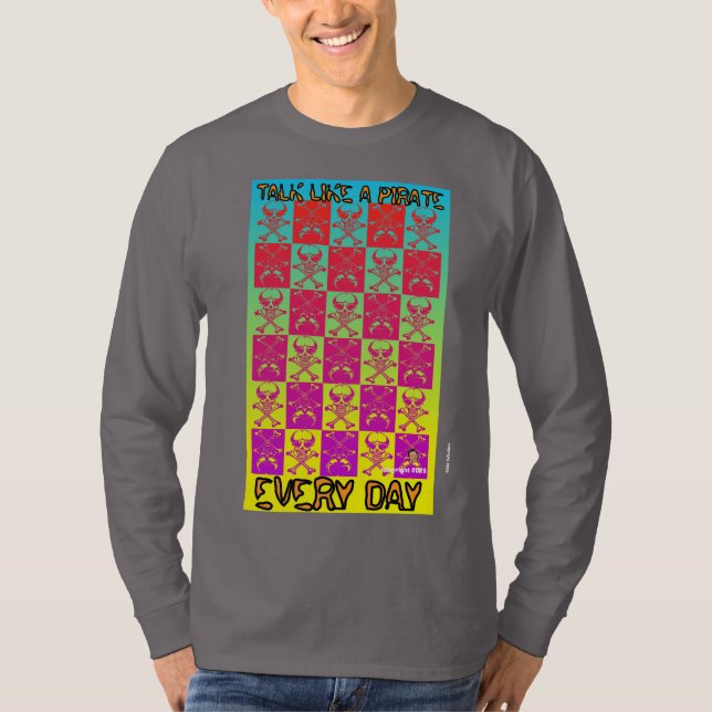SKULLS & CROSSBONES RAINBOW BLENDED T-Shirt (Front)
