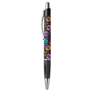 Skulls pattern pen