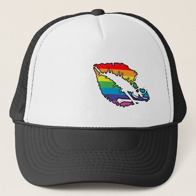 skullz and lips. trucker hat (Front)