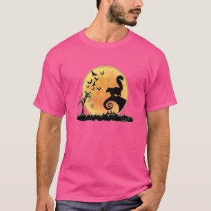 Skunk And Moon Scary Animals  Halloween Costume T-Shirt