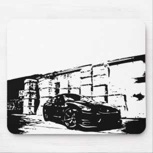 Skyline front stance. mouse pad