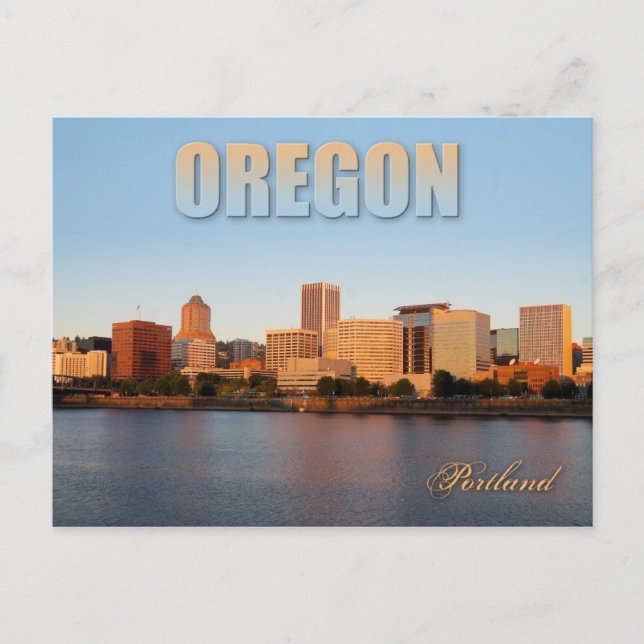 Skyline of downtown Portland, Oregon at sunset Postcard (Front)
