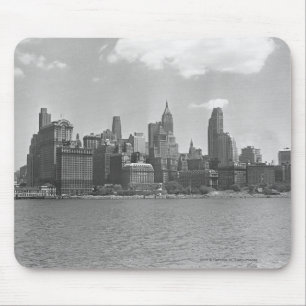Skyline of Manhattan New York USA B&W Mouse Pad
