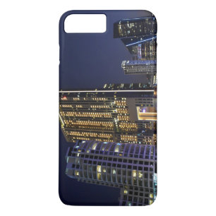 Skyscrapers in Dubai Marina at night Case-Mate iPhone Case
