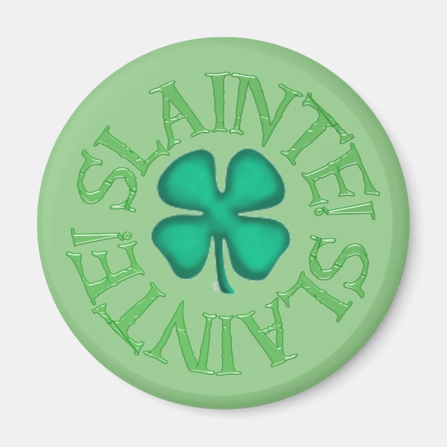 Slainte green round magnet (Front)