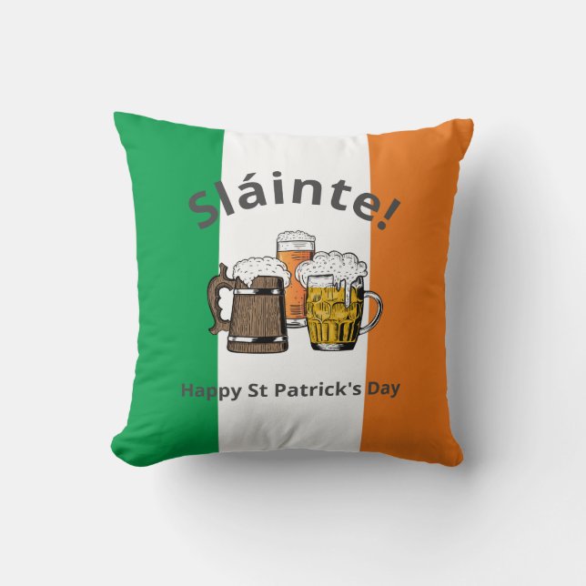 Sláinte! HAPPY ST PATRICKS DAY Cartoon Beers Throw Pillow (Front)