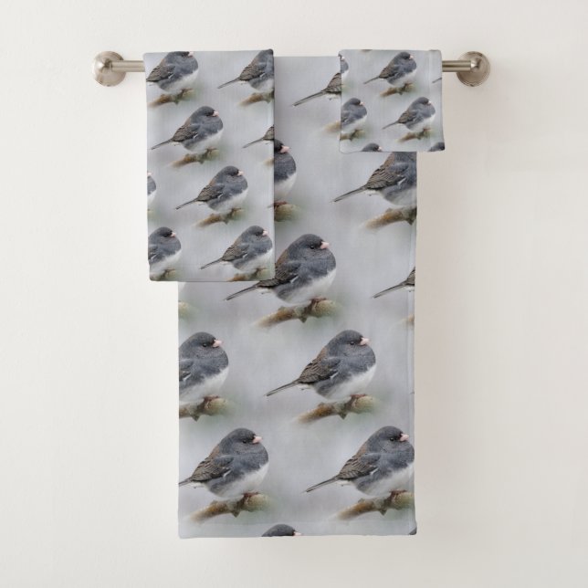 Slate-Coloured Dark-Eyed Junco on the Pear Tree Bath Towel Set (Insitu)