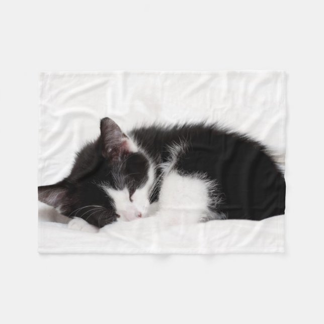 Sleeping Kitten Fleece Blanket (Front (Horizontal))