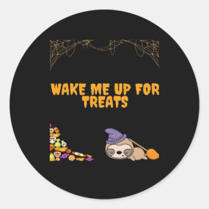 Sleepy sloth ready for Halloween treats! Classic T Classic Round Sticker