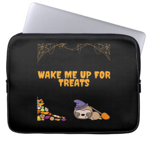Sleepy sloth ready for Halloween treats! Classic T Laptop Sleeve