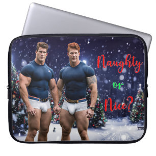 SlipperyJoe's decorated snow-covered Christmas tre Laptop Sleeve