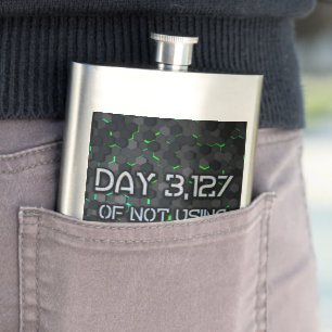 SlipperyJoe's not using geometry interlocking hexa Hip Flask