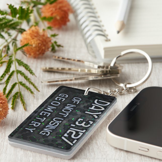 SlipperyJoe's not using geometry interlocking hexa Keychain (Front Right)