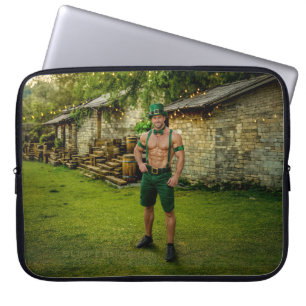 SlipperyJoe's Saint Patrick's Day festive leprecha Laptop Sleeve
