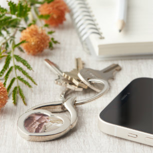 SlipperyJoe's shirtless muscular man torso sixpack Keychain