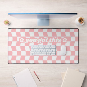 Slogan Motif en damier rose pâle