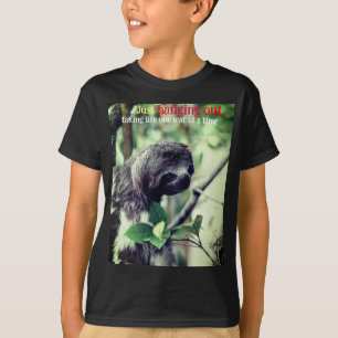 Sloth in tree photo T-Shirt