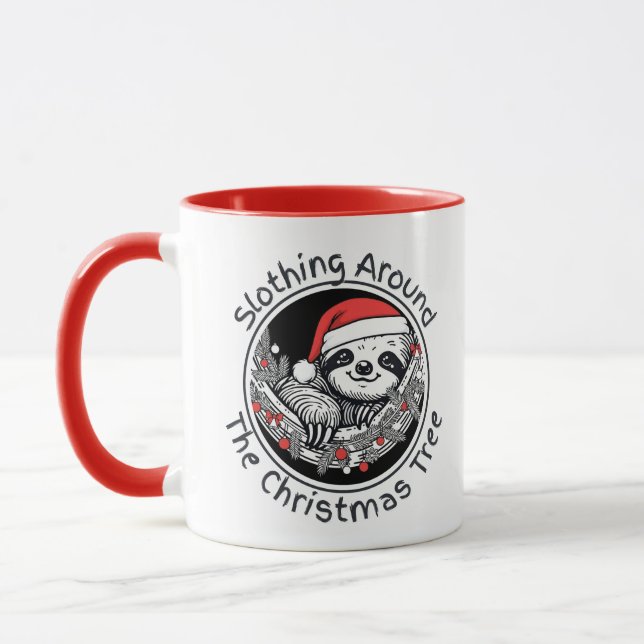 Slothing Around the Christmas Tree Mug (Gauche)