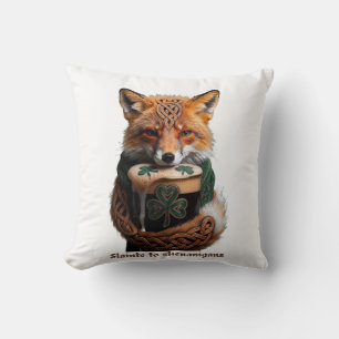 Sly Emerald Fox Toast T-Shirt  Throw Pillow
