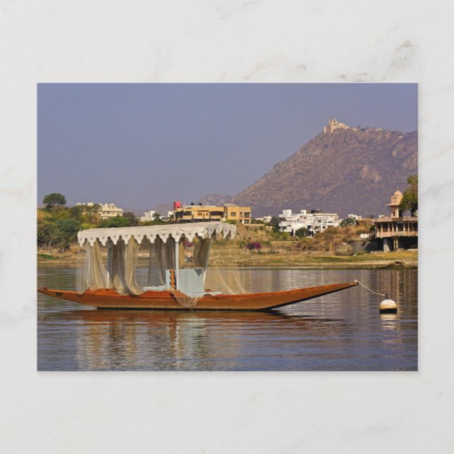 Small boat, Lake Pichola, Udaipur, India. Postcard (Front)