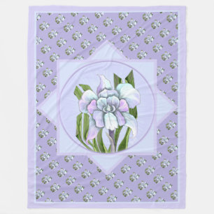 Smeraldo flower fleece blanket