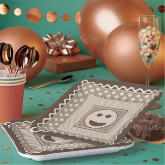 Smile Tile Party Plates in Lt Brown