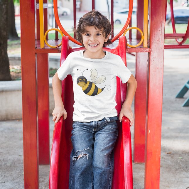 Smiling Bee Fun Bumblebee Character T-Shirt (Creator Uploaded)