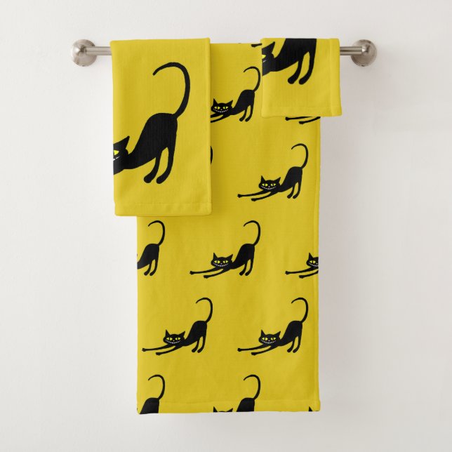 Smiling Black Cat Bath Towel Set (Insitu)