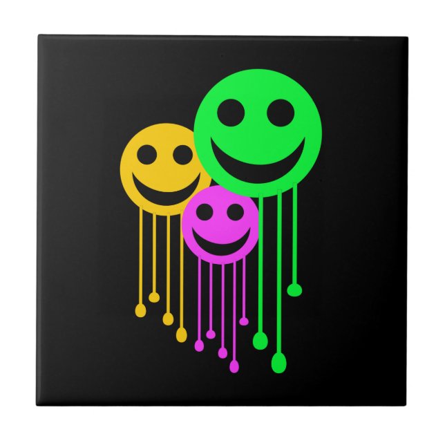 Smiling faces tile (Front)
