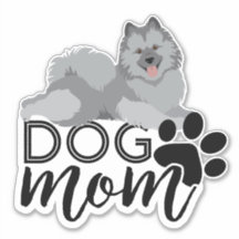 Smiling Keeshond Dog Mom Graphic
