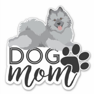 Smiling Keeshond Dog Mom Graphic