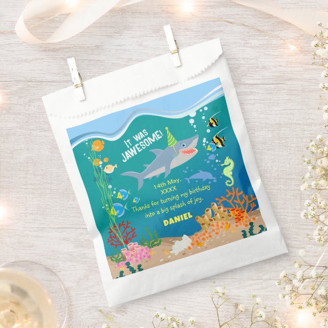 Smiling shark under the sea boy Birthday Party Favour Bag (Clipped)
