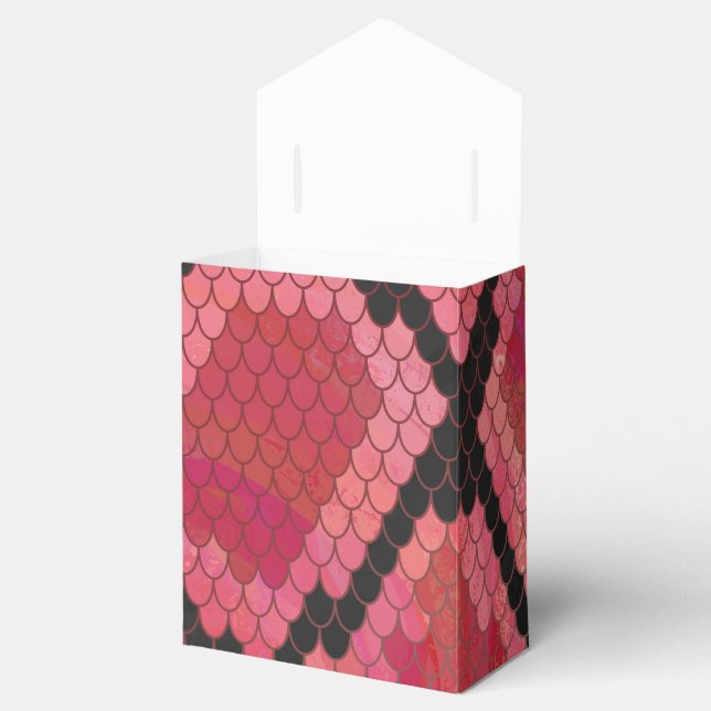 Snake Black and Red Print Favor Box (Opened)