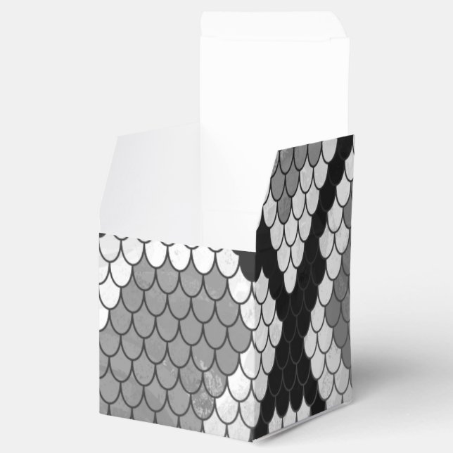 Snake Grey and Light Grey Print Favor Box (Opened)