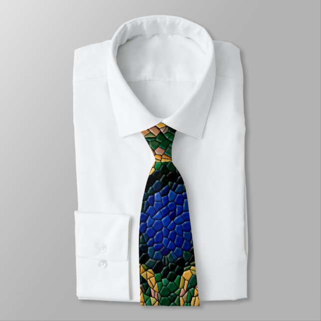 snake pattern tie (Tied)