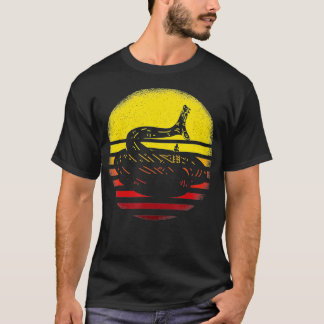 Snake Retro Vintage Rattlesnake Sunset Snake Love T-Shirt