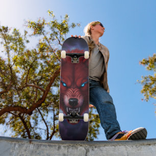 Snaring red wolf Skateboard