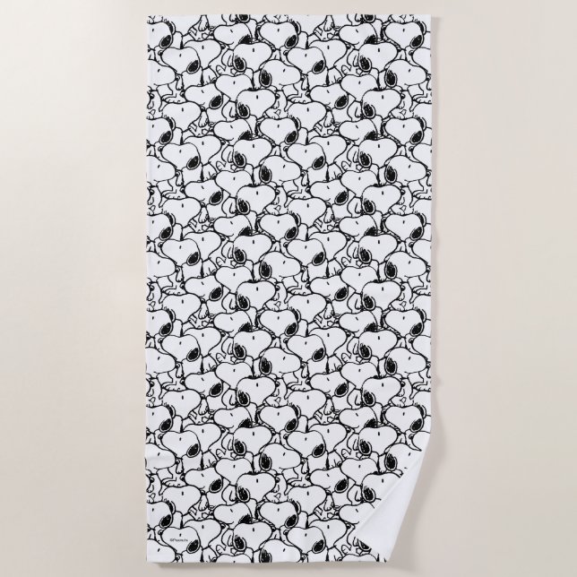 Snoopy Classic Comics Pattern Beach Towel (Front)