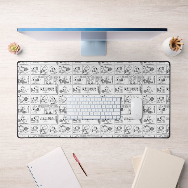 Snoopy Plays Tennis Desk Mat (Office 1)