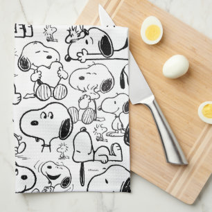 Snoopy Smile Giggle Laugh Pattern Kitchen Towel