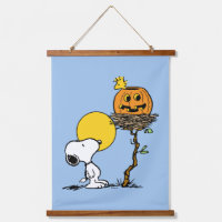 Snoopy & Woodstock Nest With Jack O' Lantern