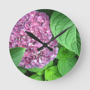 Snow Ball Round Clock