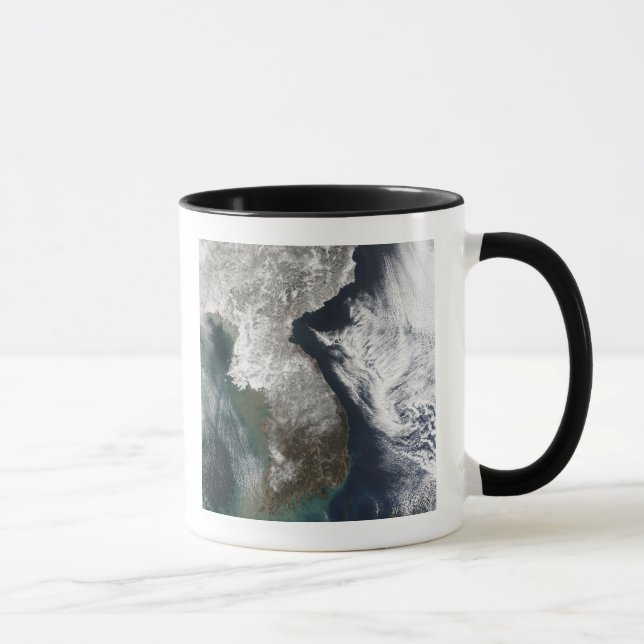 Snow in Korea Mug (Right)